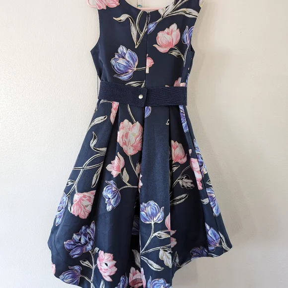 Girls Dress Size 6x- Love, Jayne Brand- Perfect for a Formal Event - Picture 5 of 8
